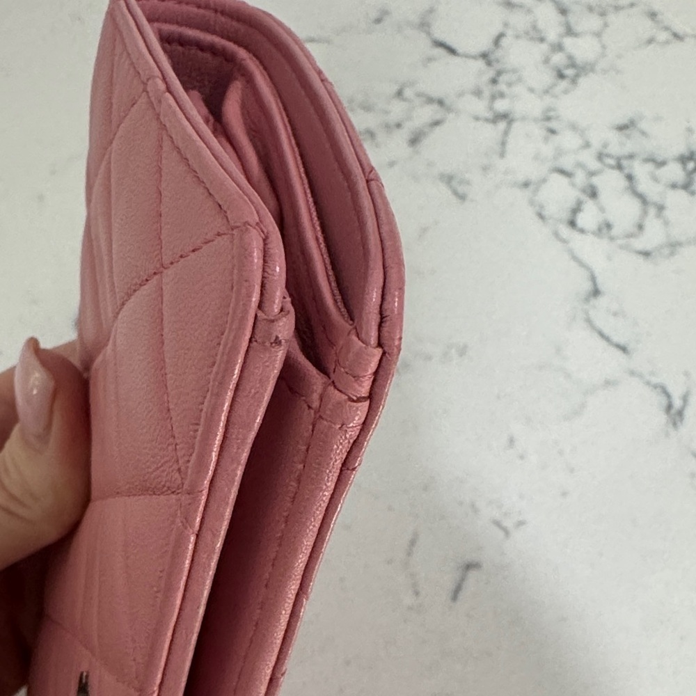 Chanel Pink Quilted Leather Wallet - Picture 4 of 11